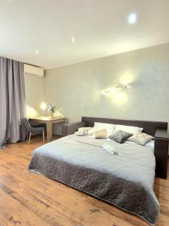 The pearl of the city with a great view of the whole Kyiv - 8