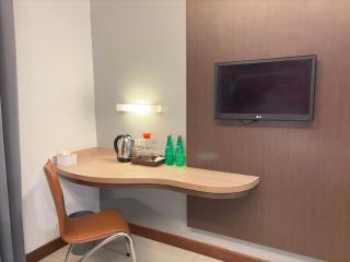 Avery Kusumanegara Yogyakarta - 1