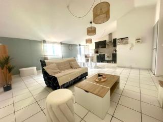 Appartement 2 pièces 45 m2 en cœur de ville - 1