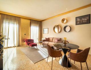 Golden Treasure Apartment on the Grand Canal R&R - 9