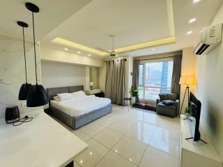 High-Rise Studio in Elysium Opp Centaurus - 6