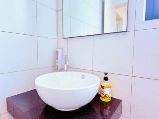 Chamber Luxury Suites By KL - 7