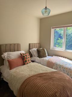 Spacious Forest Row Home by Ashdown Trails - 4