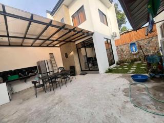 White House jason - 1