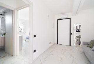 Rifugio Elegante a due passi dal Lago - Free Wifi Giardino e AC - 8