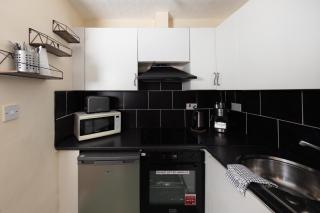 Lovely Apartment by Meadows 6 - 2