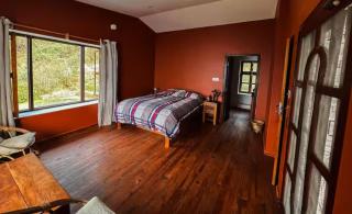 Mahakaruna mountain villa, peaceful family retreat with Himalayan views and Private Cook - 7