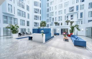 Apartment with Gym, Pool, Cinema & Concierge - 2