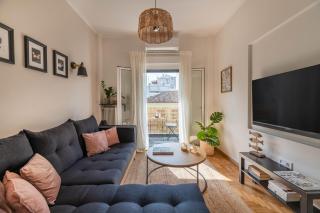 Family-Friendly Thisseio Retreat Near Acropolis - 0