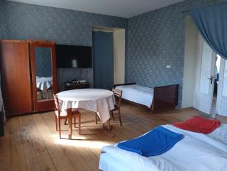 Lorenzo- Guesthouse- - 2