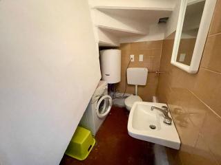 Colorful villa close to the sea - 1