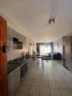 Yanaz Place - 5