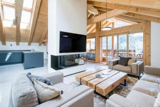 Montagnier B62, indoor pool and spa - 0