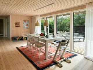 Newly Renovated Holiday Home Near Vejby Beach - 0