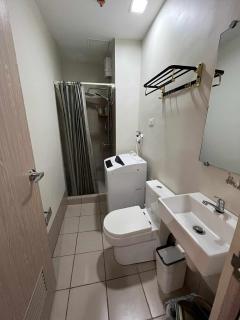 2 bedroom modern unit - 3