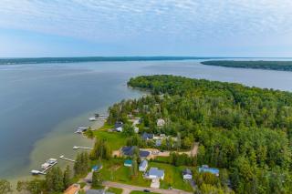 Rustic Mullett Lake Home, 3 Mi to Marina! - 8