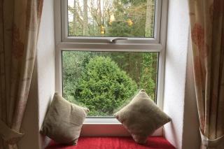 Cottage - Sleeps 4 - Pets Ok - Garden - Parking - 4