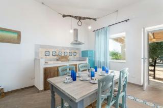 Villa With Pool Among Ostuni Olive Trees - 4