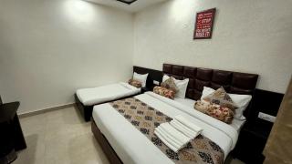 Hotel Krishnas Near Golden Temple - 5