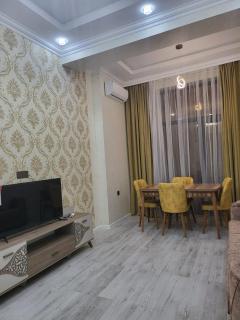 Your Cozy Home in Central Baku - 2 Min to Metro 28 May - 3