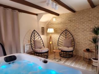 Jacuzzi privatif dans maison de village au calme - 8