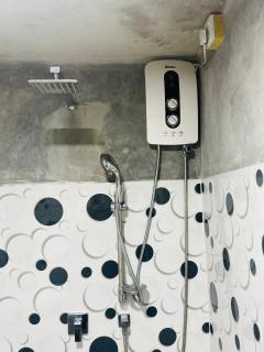 Peace and white villa - 2