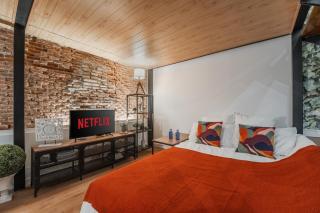 3min Walk Malasana - Trendy Cafes and Tapas Street - 9