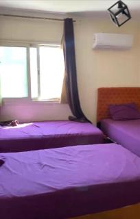 شاليه ارضي غرفتين و2 تواليت لاجولي العين السخنه عائلات فقط - 9