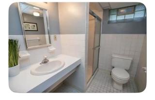 Shaker Heights Apartment near Cleveland Clinic - 2