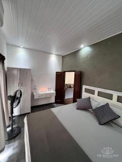 White Lotus Apartments - 6