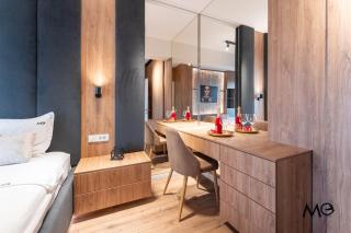 MoHost Alive Modern Serenity with Terrace View - 7