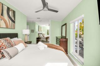 Backyard Oasis 3 Hole Golf Pool Fire Pit - 4