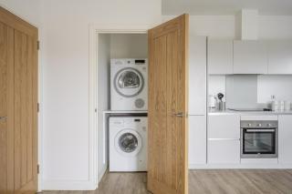 Modern apartment in Chelmsford city Long Stays Welcome - 1