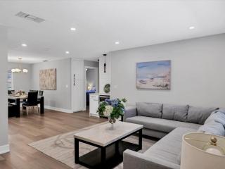 Cozy Pet Friendly Private Pool! Lucy By The Sea - 9