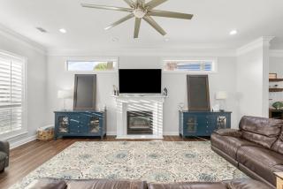 Book Me Baby! New Unit in Popular Destiny - 1