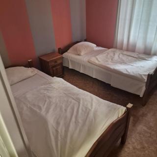 Hostel J17 - 3