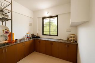 New Spacious 2BHK apartments in Tirupati Near Railway Station with fully equipped kitchen, AC bedrooms, Washing Machine, 24 hours water, caretaker service, and ample space for car parking & ideal for families and pilgrims - 7