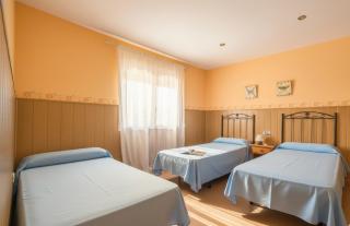 Stunning Villa - Infinity Pool & Mountain Views - 2