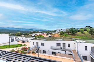 Marylanca - Climatisé avec terrasse - 1