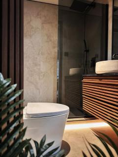 Private Parking KING BED City Charm - 8