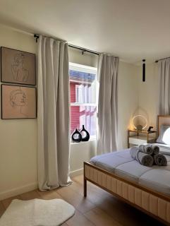 Private Parking KING BED City Charm - 7