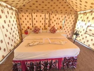 Jaisalmer Miracle Desert Resort - 8