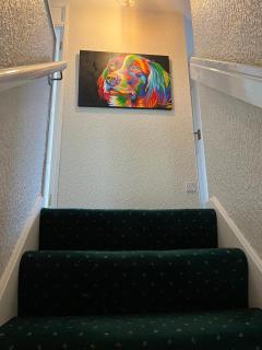 4 Bedroom House in Newry Central - 2