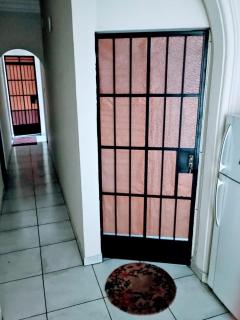 Miraflores Private Rooms - 5