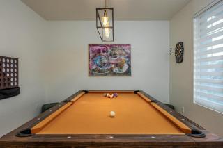 Amara Villa-Heated Pool and Spa, Game Room, Fire Pit, BBQ - 3