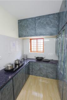 Bhakti Bliss Homestay - New Luxury 2bhk apartment in Tirupati with Kitchen and car parking - 3