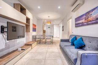 Modern apartment in sliema next to the sea - 0