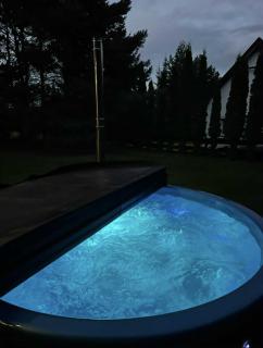 Domek nad Jeziorem z Jacuzzi na Mazurach 10os - 9