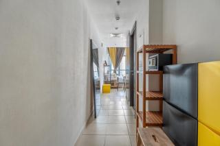 GuestReady - Studio | Ain Dubai & Canal view - 3
