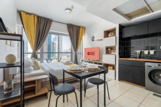 GuestReady - Studio | Ain Dubai & Canal view - 8
